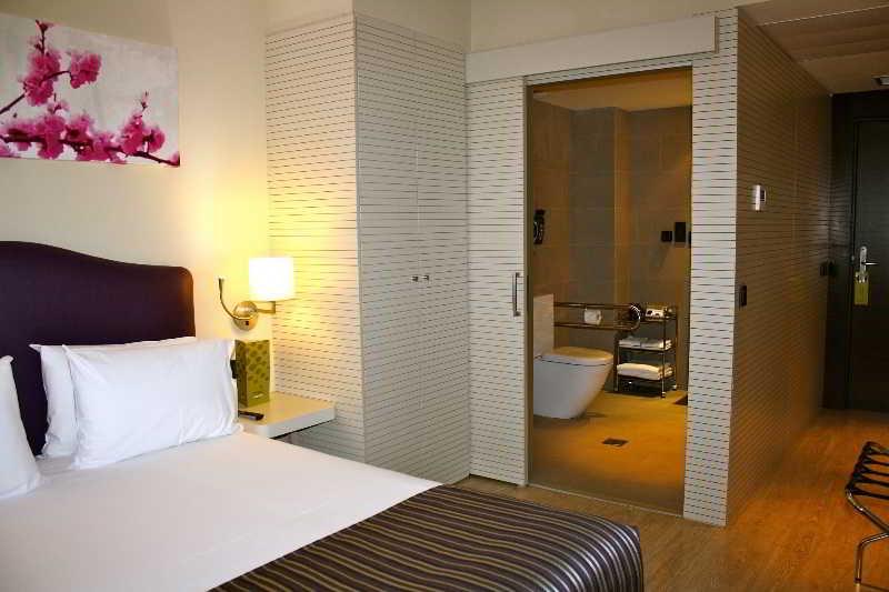 Exe Moncloa Hotel Madrid Ngoại thất bức ảnh