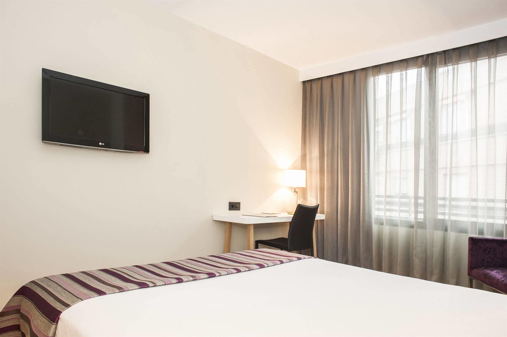 Exe Moncloa Hotel Madrid Ngoại thất bức ảnh